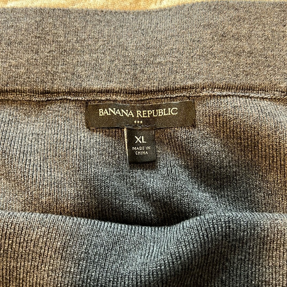 Banana Republic stretchy skirt